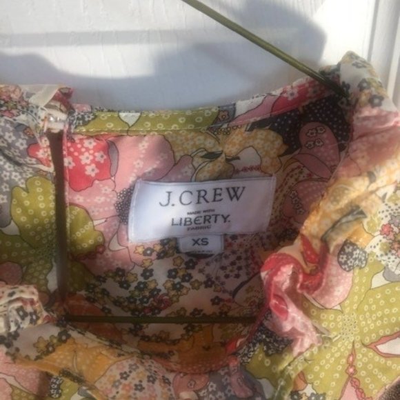 XS J Crew Smocked Neck Puff Sleeve Top Cotton Floral Liberty - Picture 2 of 2